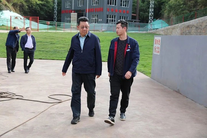 【主题教育】918博天堂·(中国区)官方网站（煤化）集团专职外部董事寸延峰赴团结煤业公司开展主题教育调研